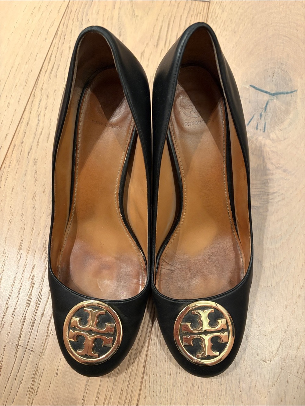 Tory Burch Black Leather Heels with Gold Logo Medallion